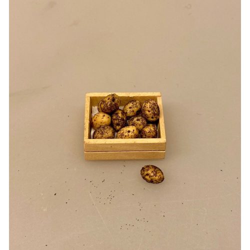 Miniature Kasse med Kartofler, miniature, miniaturer, dukkehus, dukkehusting, sættekasse, sætterkasse, grøntsager, grønthandler, mini, kartofler, biti, ribe, tilbehør,